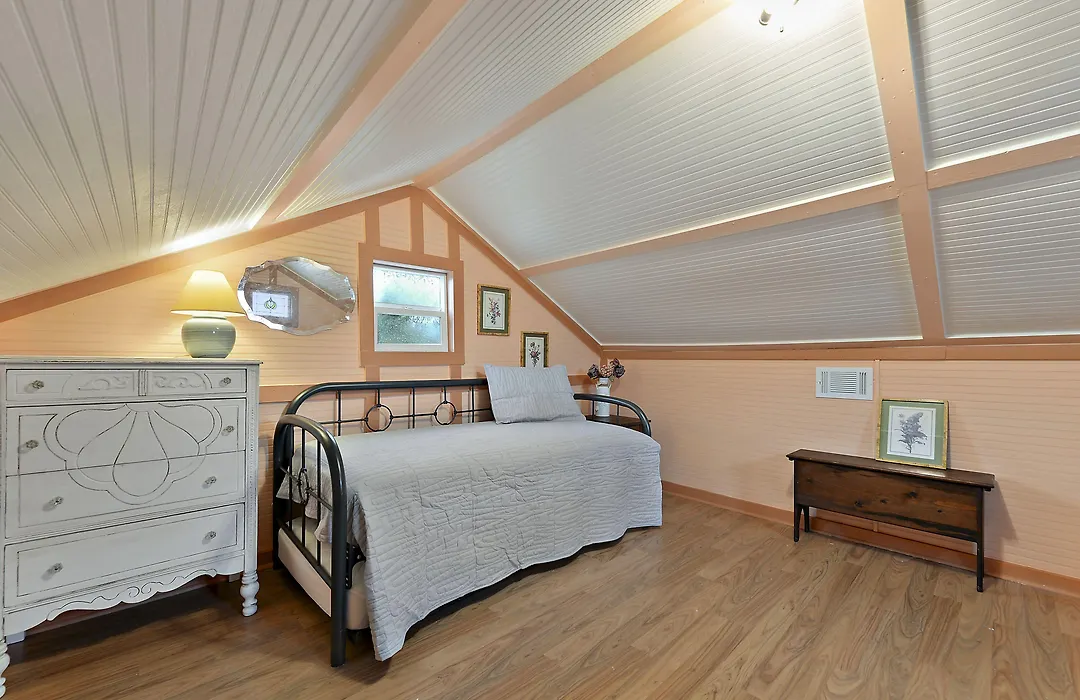 Carroll House Cottages-1