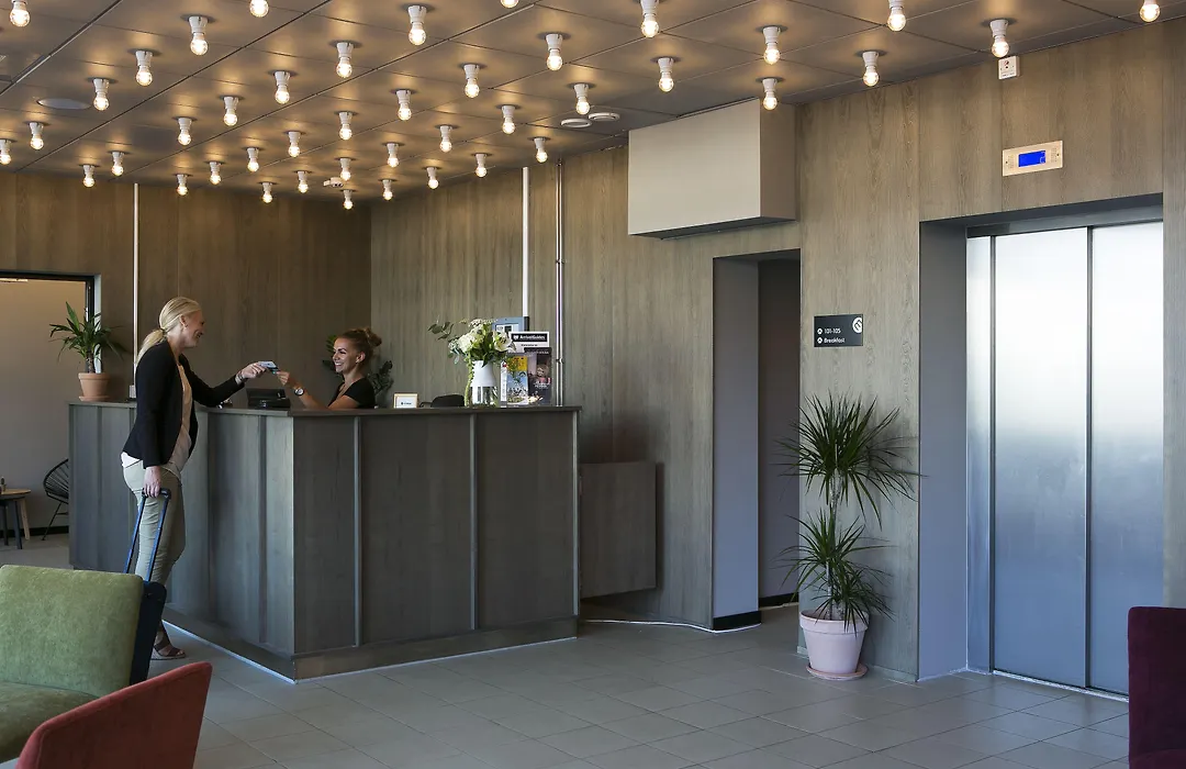 Moment Hotels-1