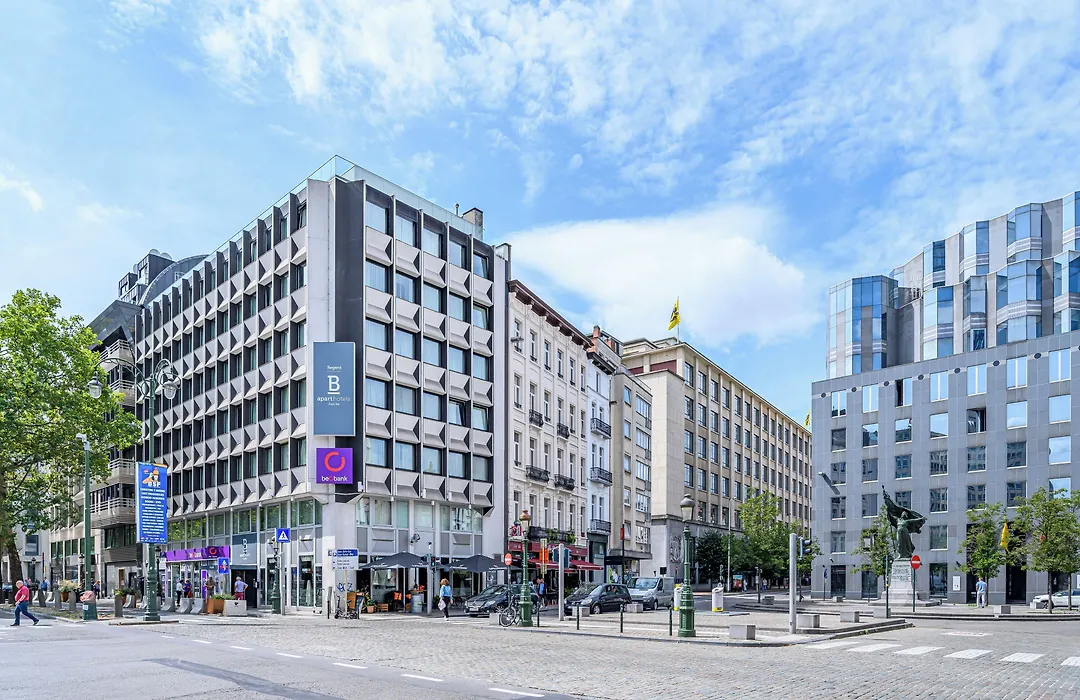 B-Aparthotel Regent-1