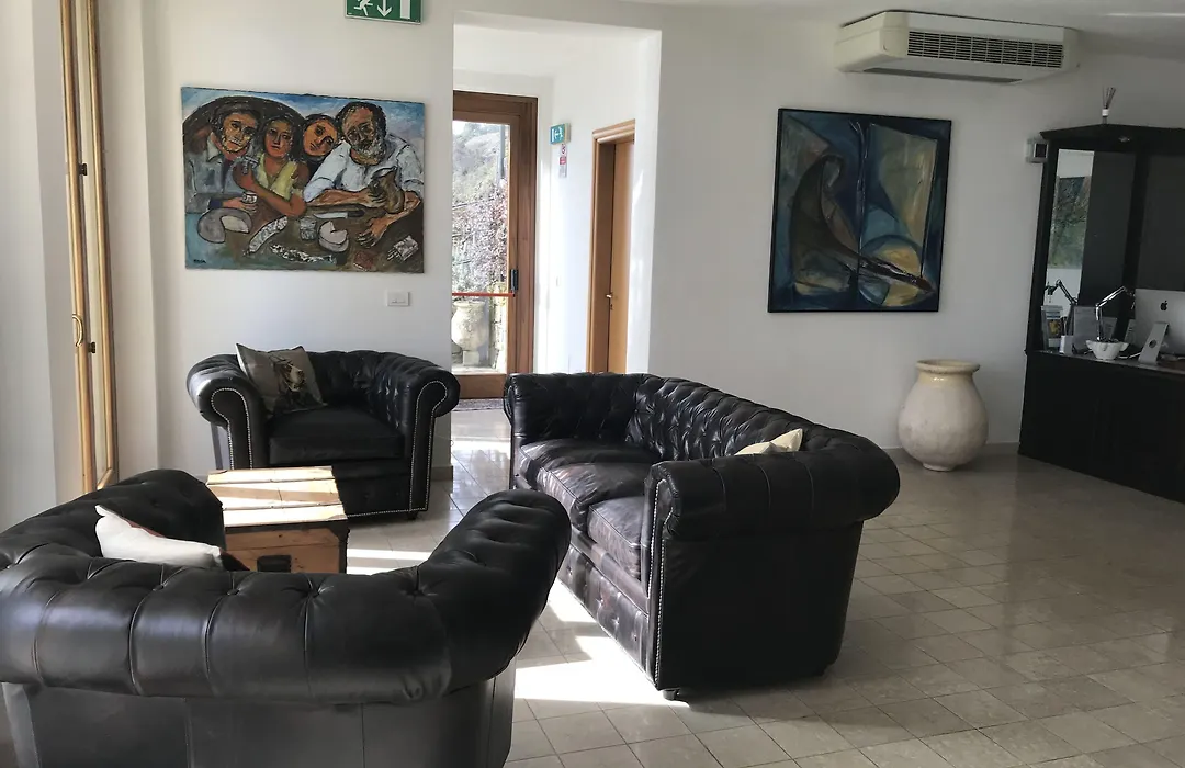 Albergo Luna Di Marzo-1