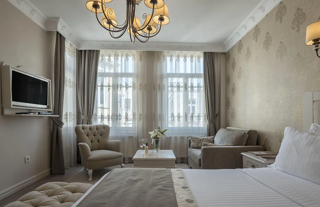 Louis Appartements Galata-1