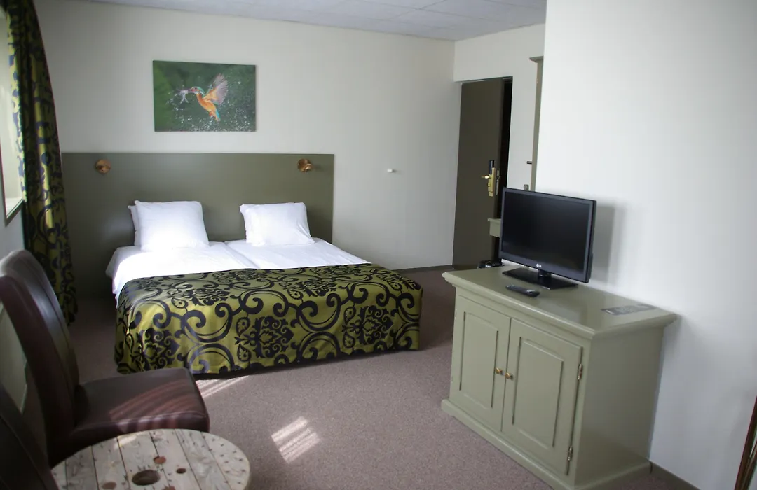 Hotel Sportsbar&Brasserie Dorhout Mees-1