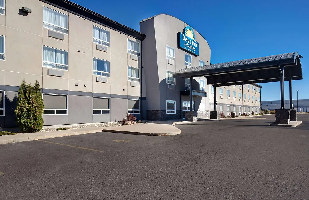 Days Inn & Suites By Wyndham Yorkton-1