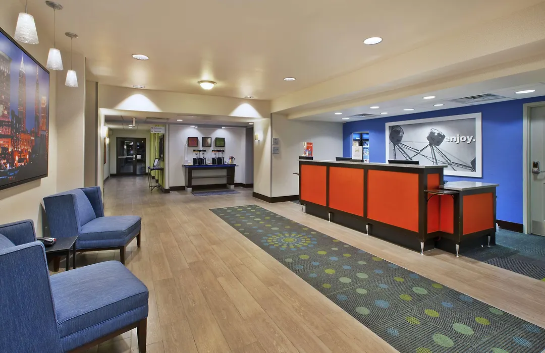 Hampton Inn & Suites - Elyria-1