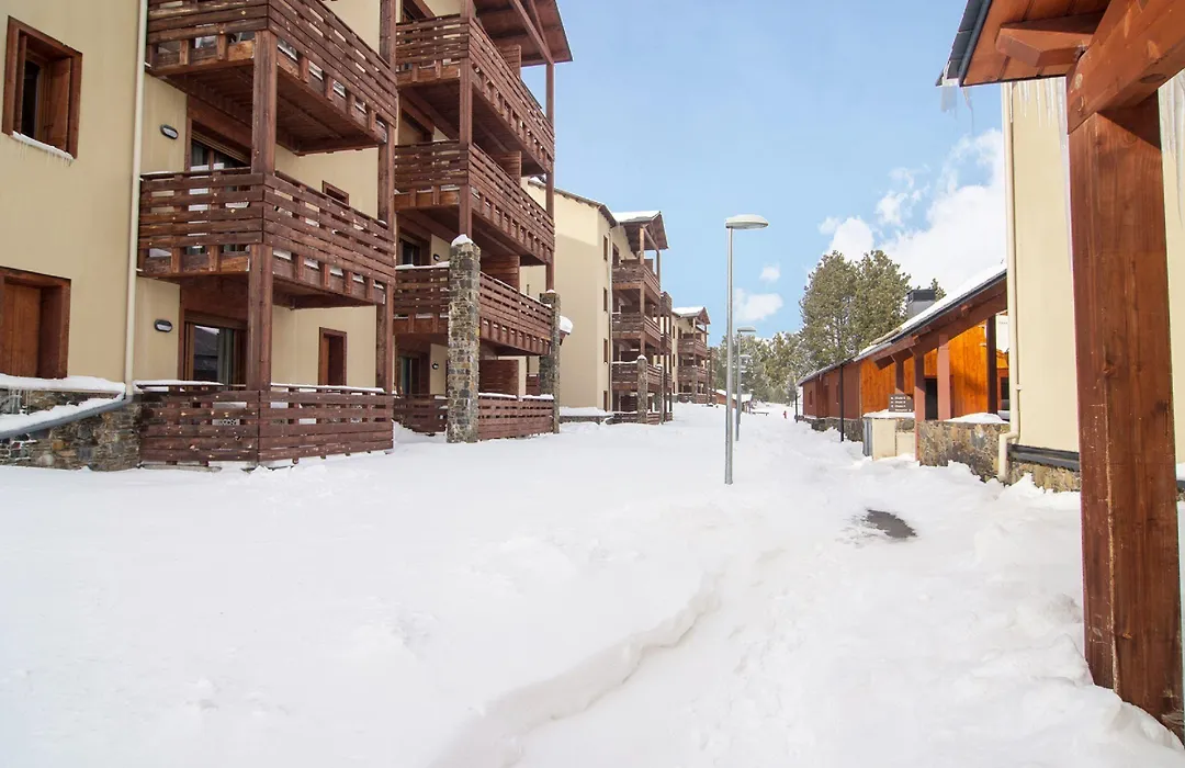 Vacanceole - Les Chalets De L'Isard-1