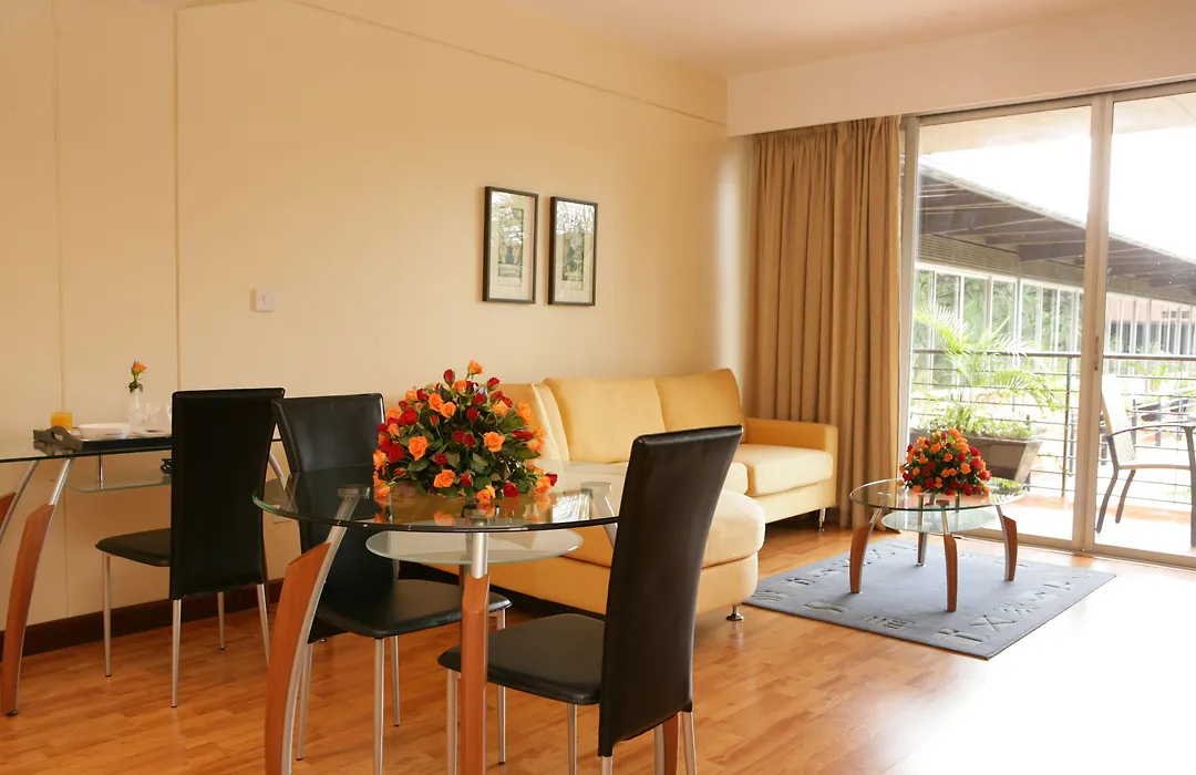 Kabira Country Club-1