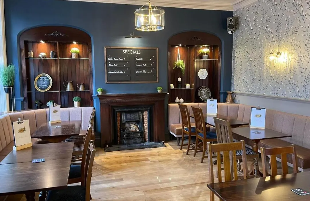 Station Hotel-1