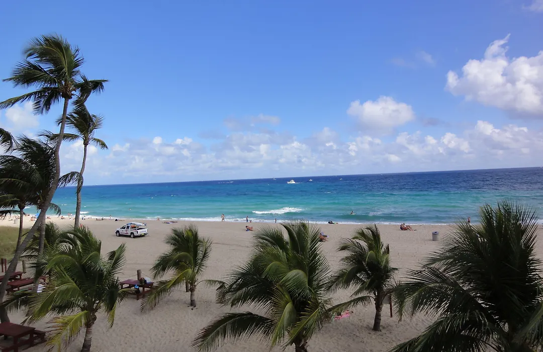 Oceans Beach Resort & Suites-1