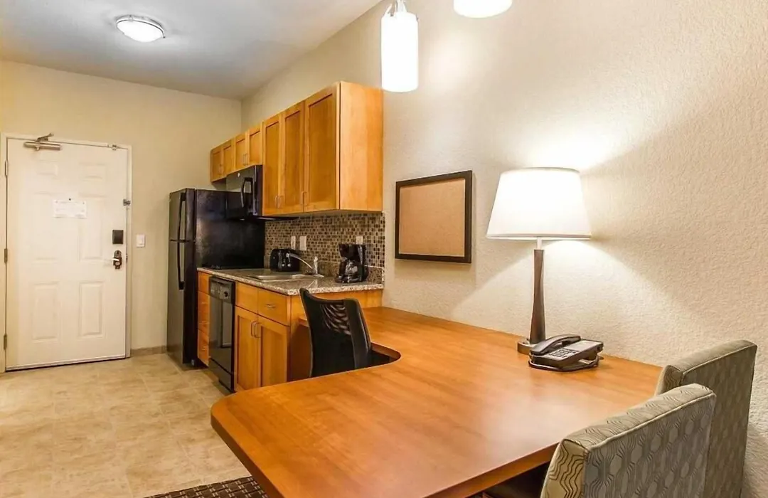 Towneplace Suites By Marriott Minot-1