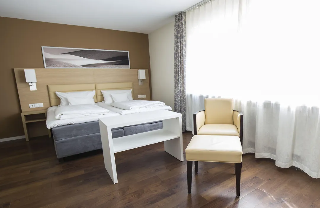 Bonnox Boardinghouse & Hotel-1