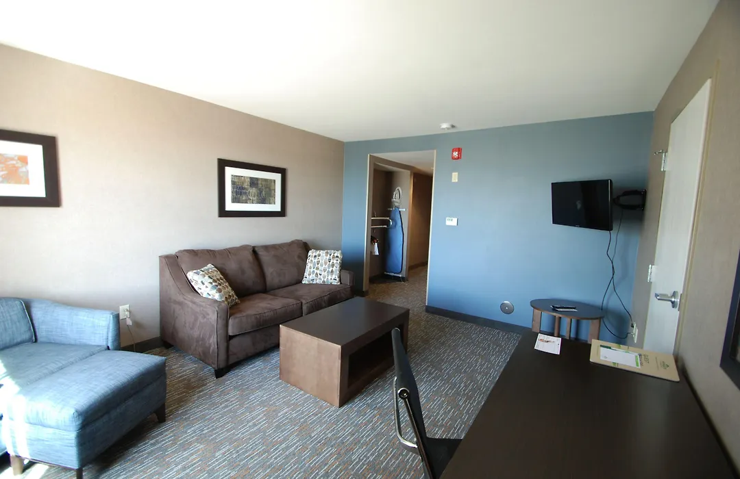Wingate By Wyndham - Bismarck-1