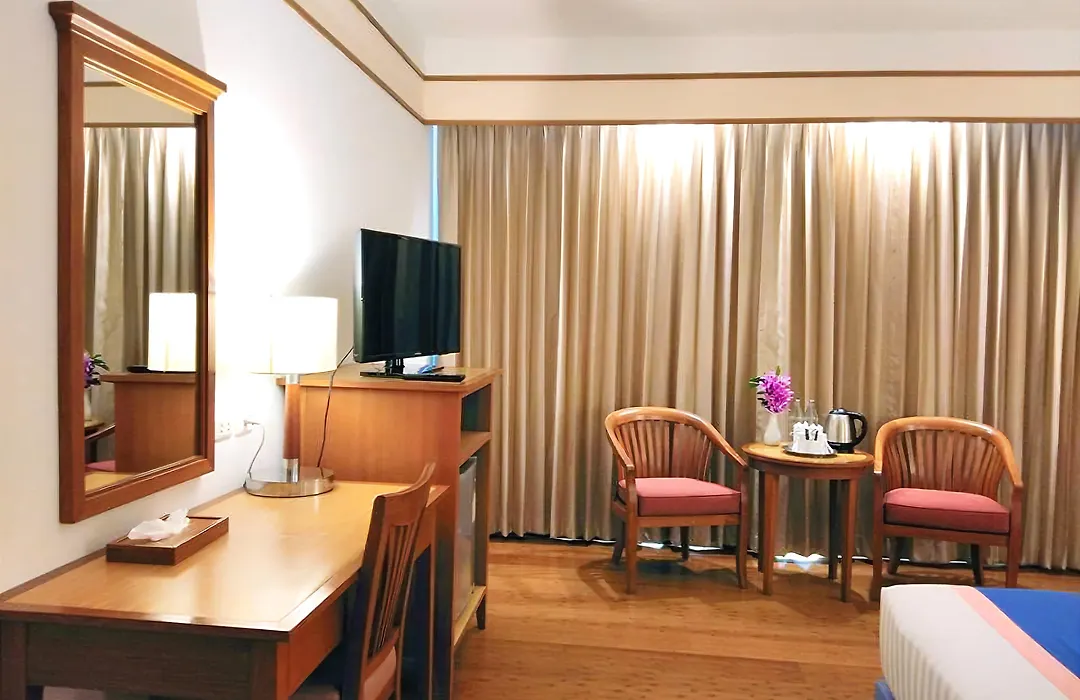 Diamond Plaza Hotel-1