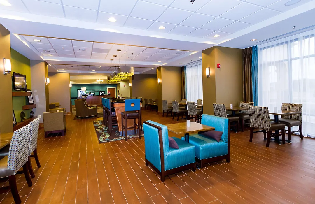 Hampton Inn Fayetteville-1