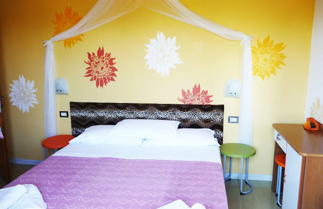 Riccione Beach Hotel - Enjoy Your Summer -Beach Village Incluso-1