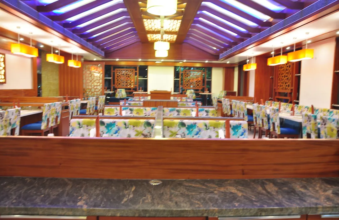 Hotel Supreme Heritage-1