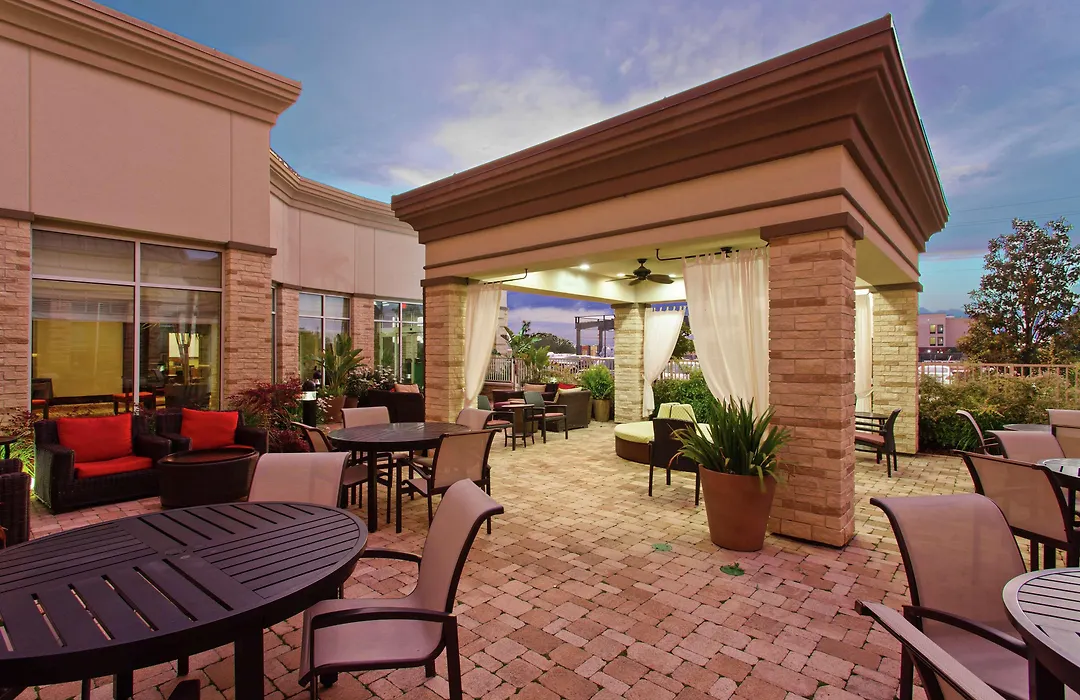 Hilton Garden Inn Victoria-1