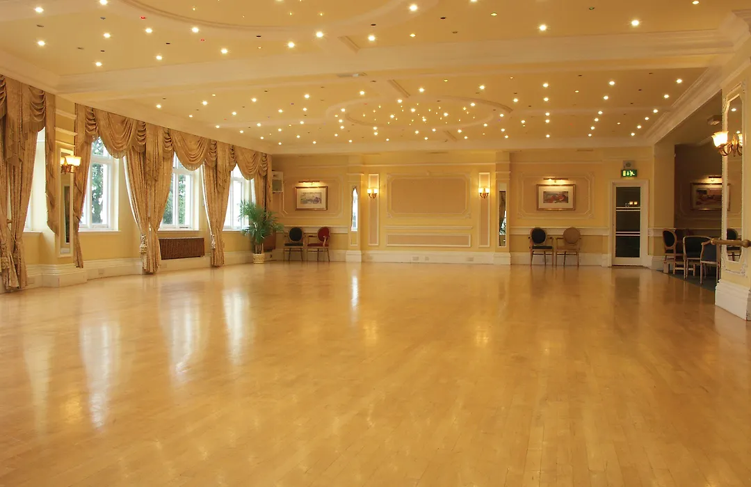 Tlh Victoria Hotel - Tlh Leisure, Entertainment And Spa Resort-1