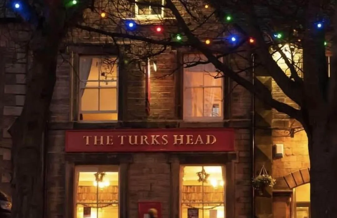 Turks Head Rothbury-1