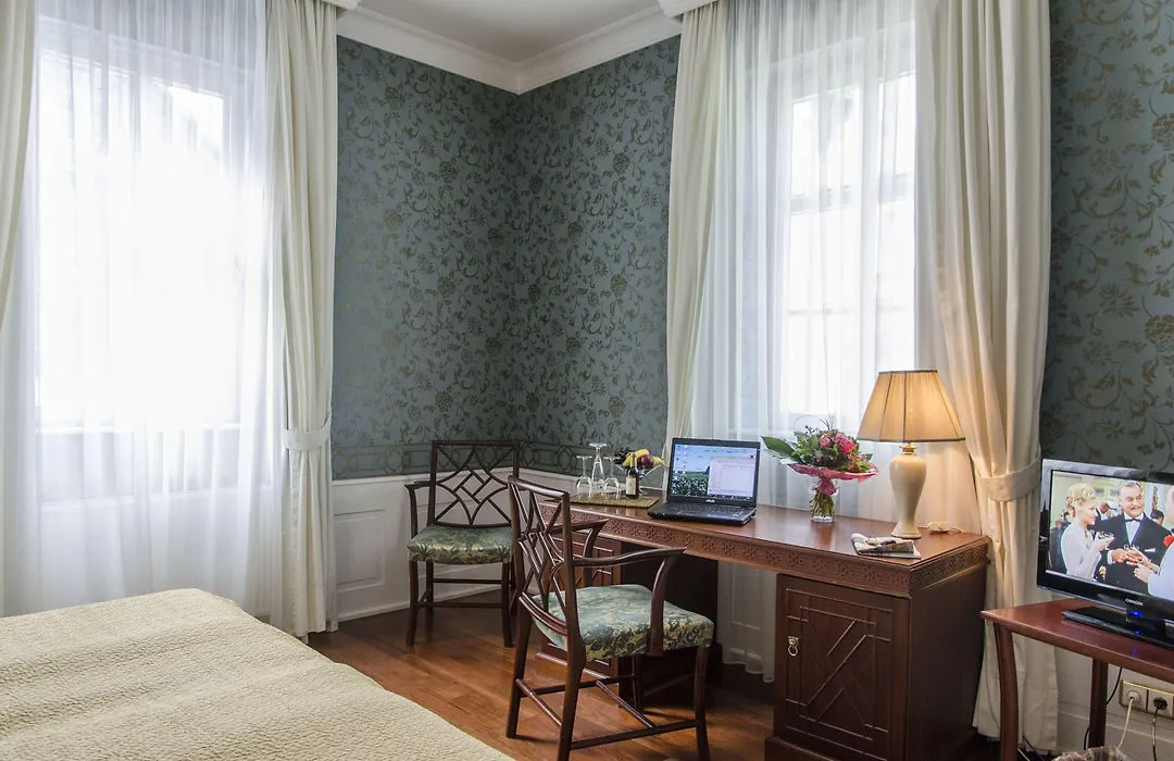 Hotel Snorrenburg Gmbh-1