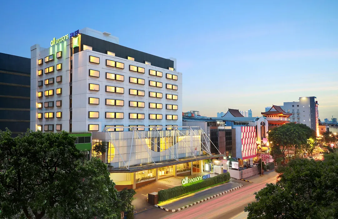 Ibis Styles Jakarta Gajah Mada-1