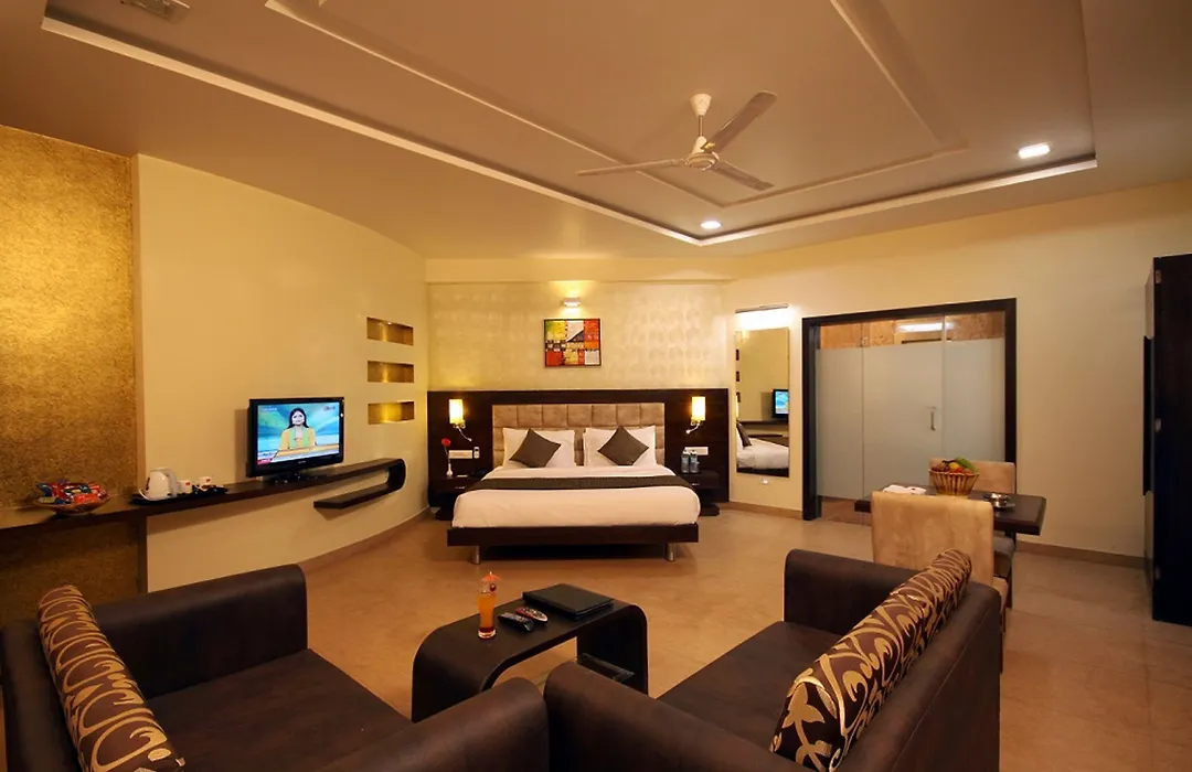 Aakar Lords Inn Saputara-1