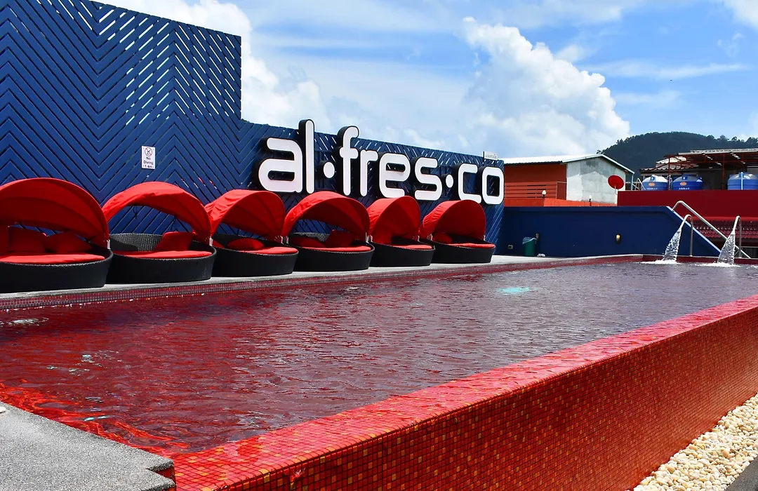 Alfresco Phuket Hotel-1