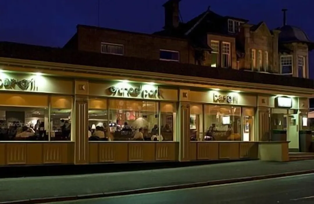 The Orchard Park Hotel-1