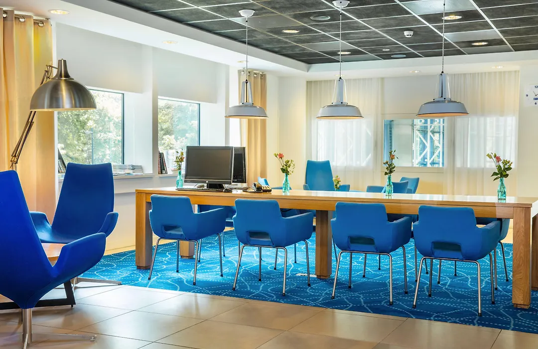 Holiday Inn Express Rotterdam - Central Station By Ihg-1