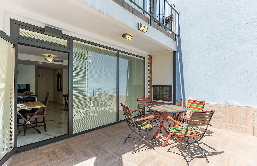 Villa Pera Suite Hotel-1