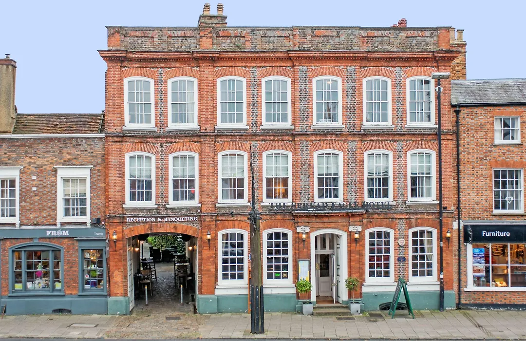 The Spread Eagle Hotel-1