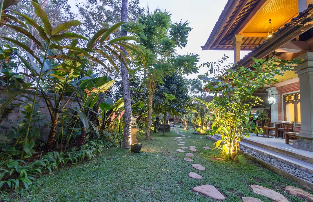 Garden View-1