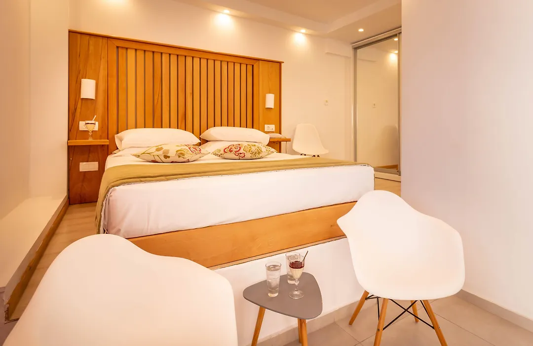 Mar N Mar Crown Hotel-Suites-1