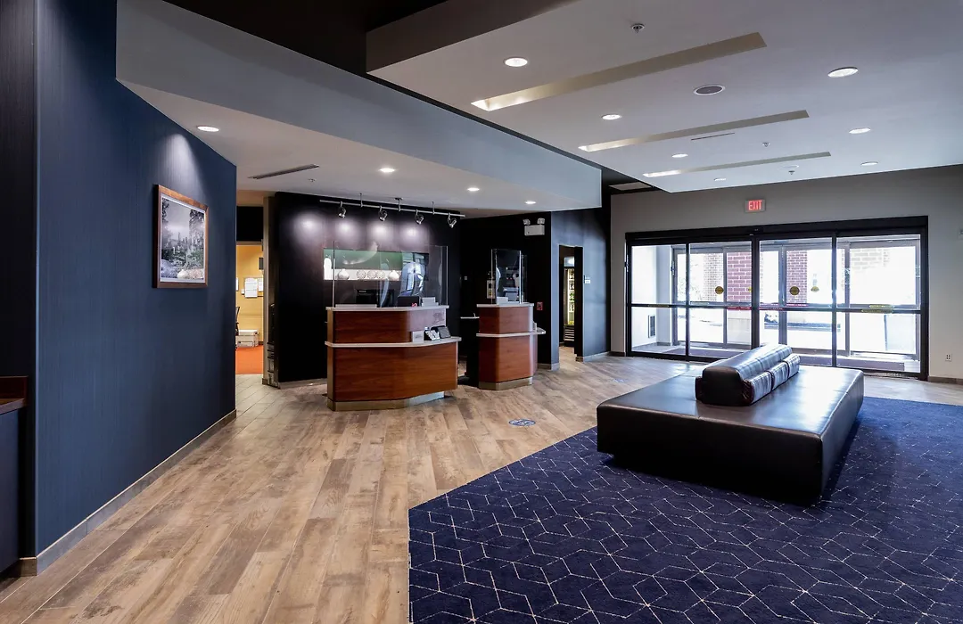 Courtyard By Marriott Cincinnati Midtown/Rookwood-1