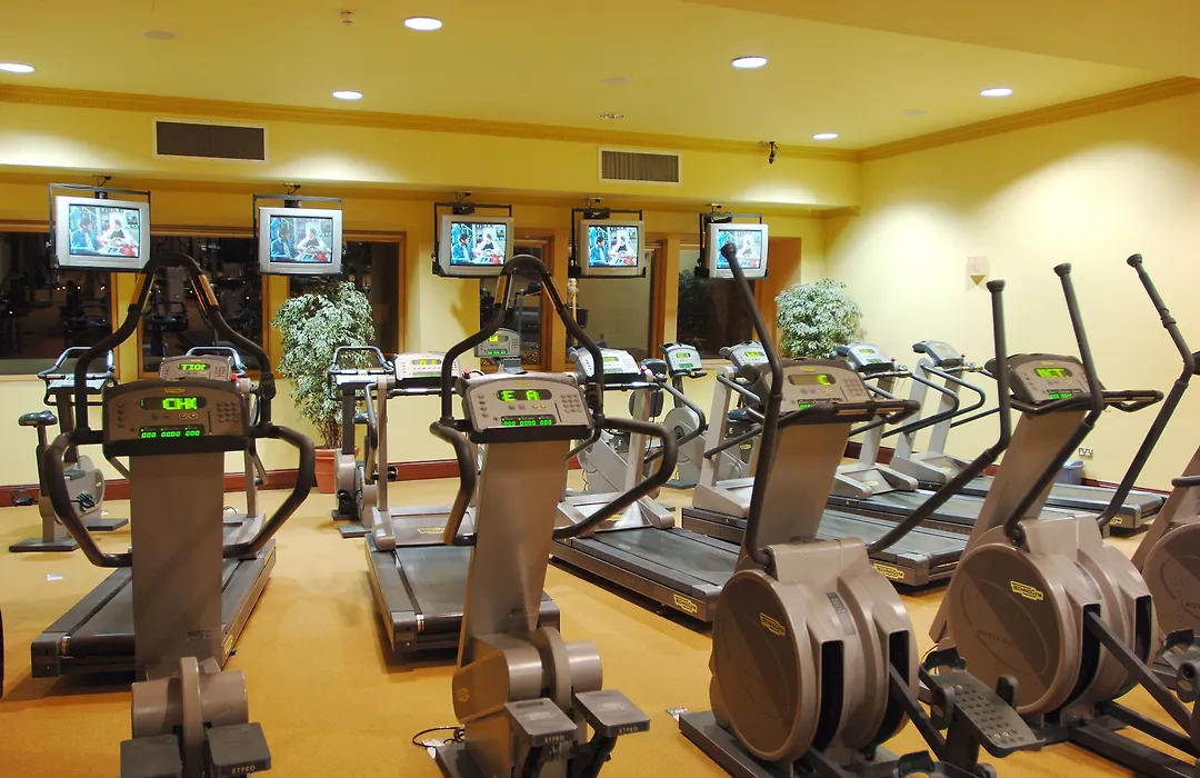 Hibernian Hotel & Leisure Centre-1