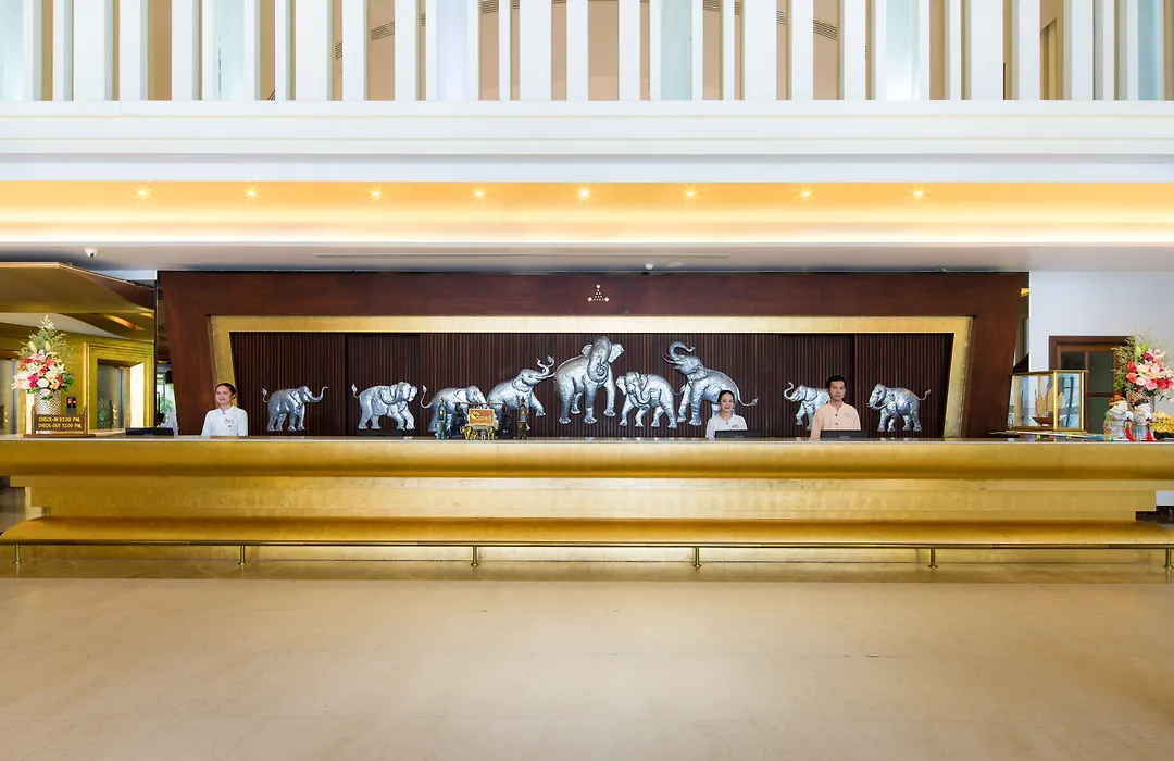 Aiyara Grand Hotel-1