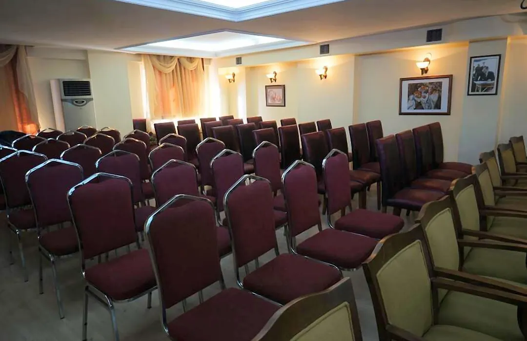 Helen Hotel-1