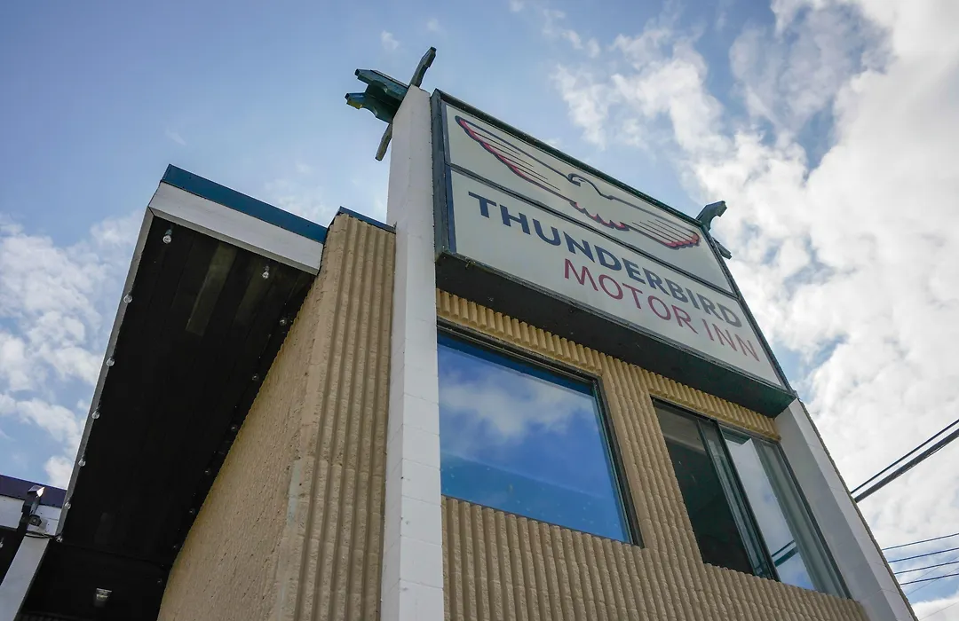 Thunderbird Motor Inn-1