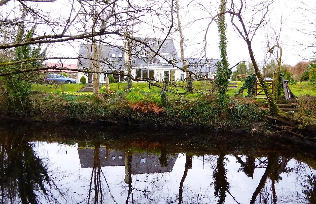 Camillaun Lodge With Lough Corrib Boat Hire-1