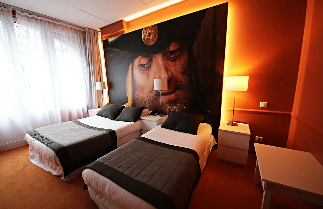 Hotel Cecyl Reims Centre-1
