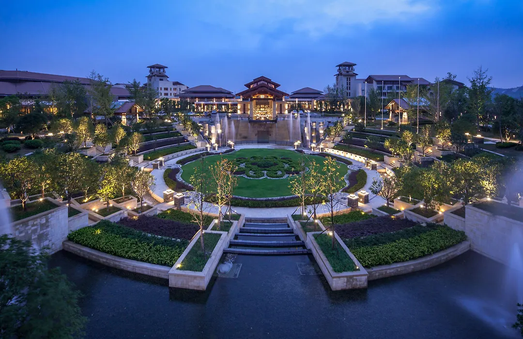 Hilton Wuhan Optics Valley-1