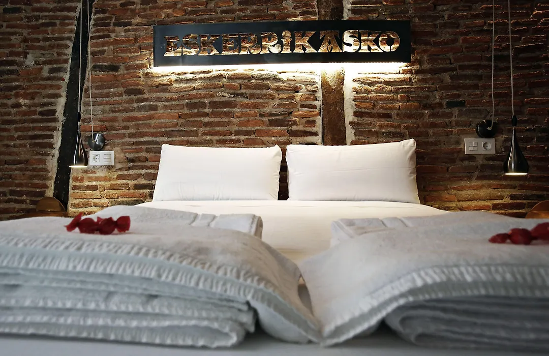 Basque Boutique By Gaiarooms-1
