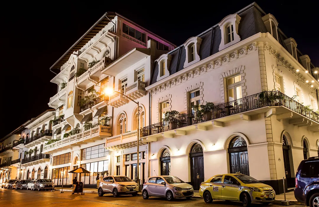 American Trade Hotel-1