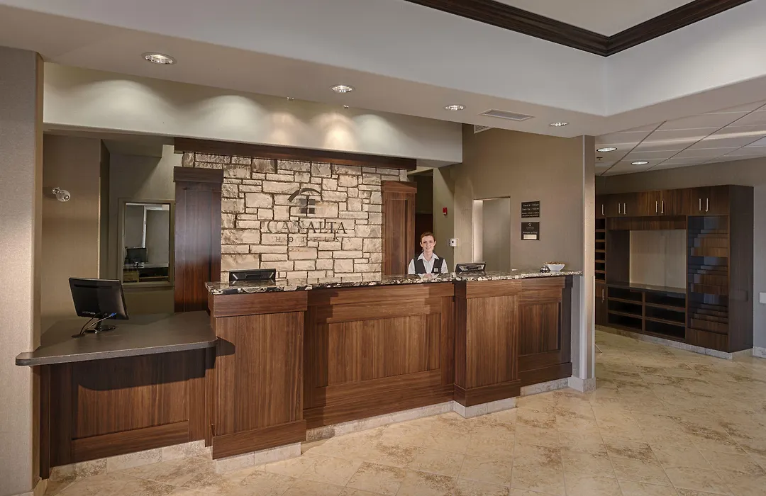 Canalta Hotel Assiniboia-1