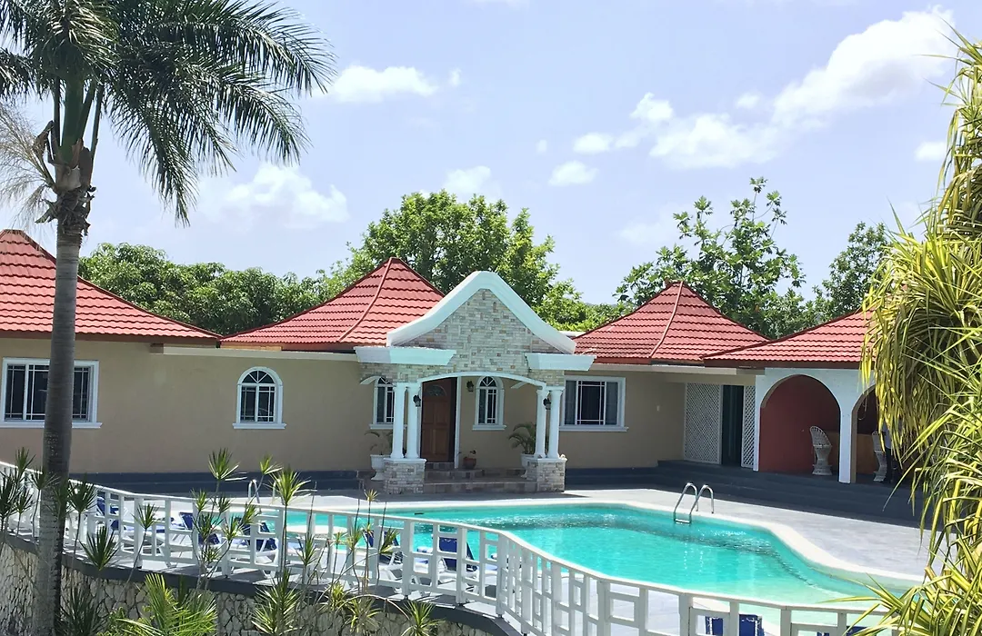 Coral Seas Garden Resort-1