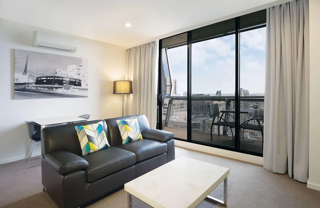 Oaks Melbourne On William Suites-1