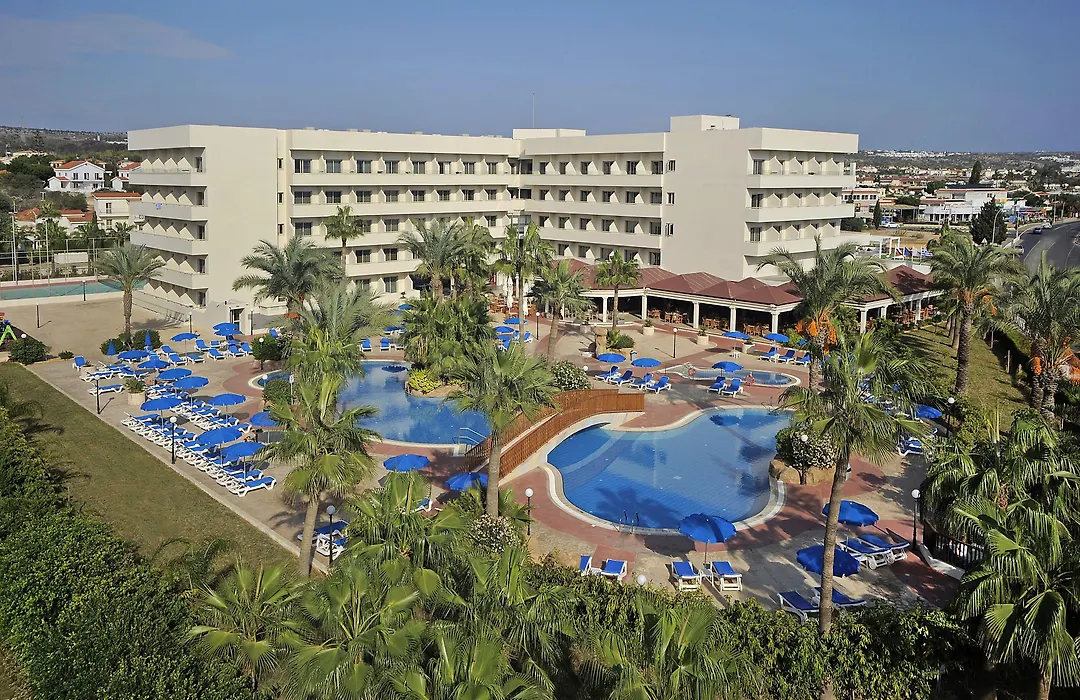 Nissiana Hotel & Bungalows-1