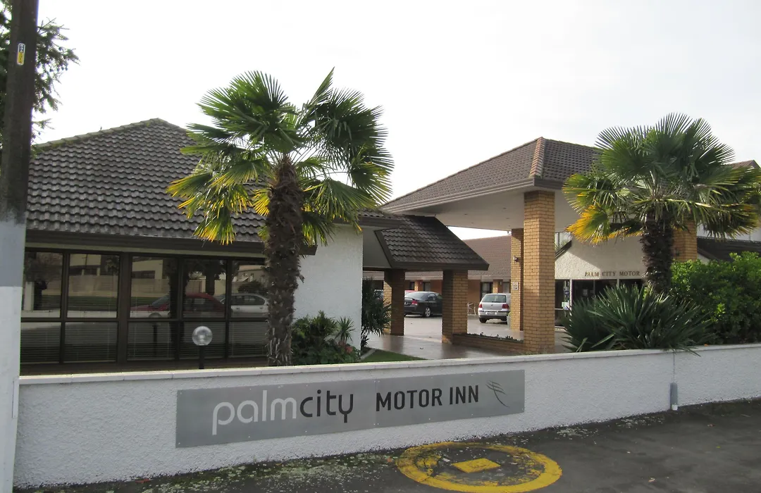 Palm City Motor Inn-1