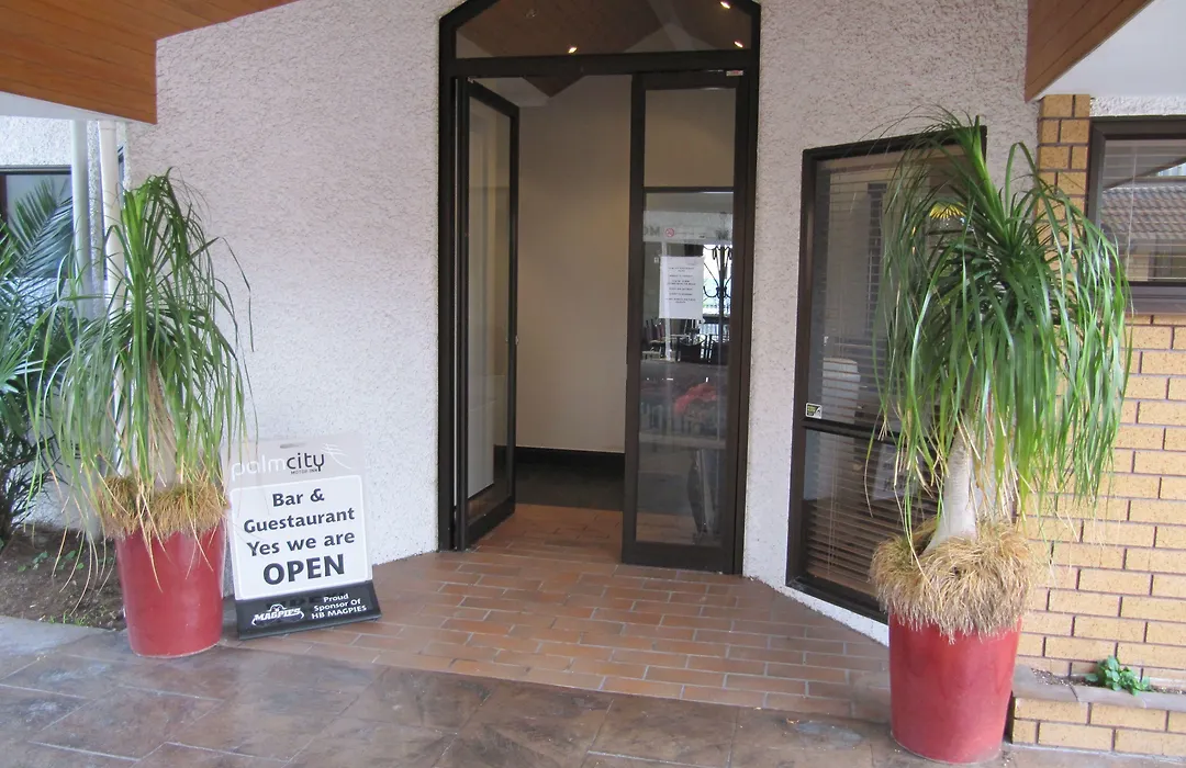 Palm City Motor Inn-1