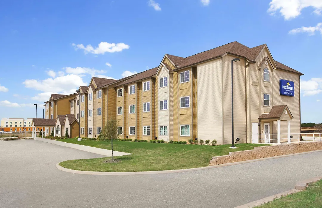 Microtel Inn & Suites Cotulla-1