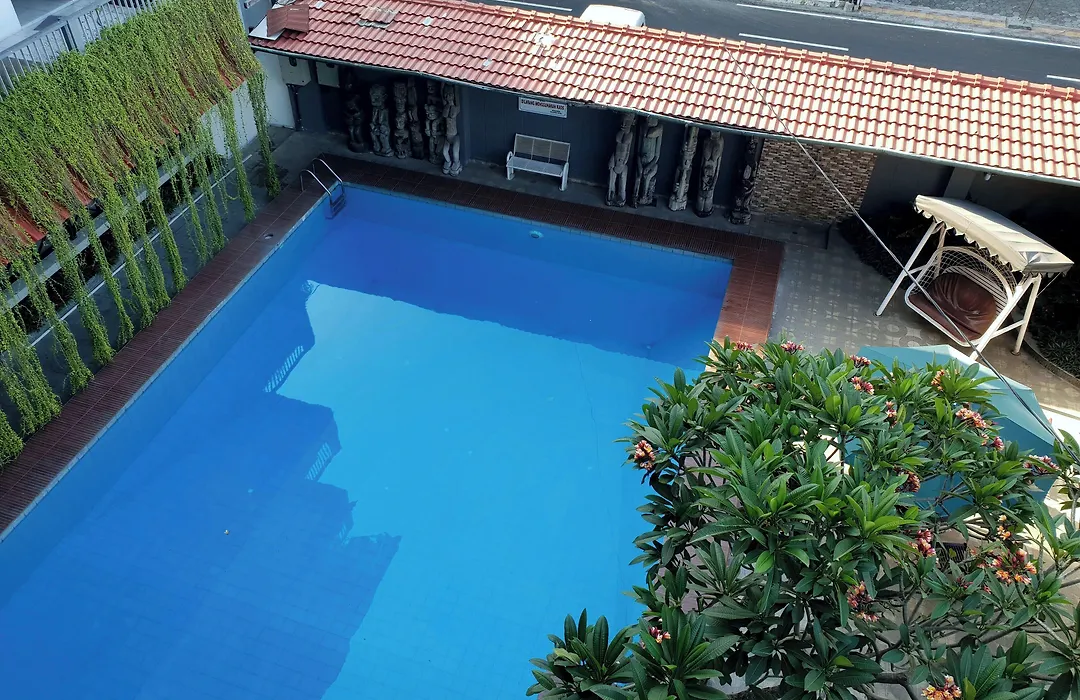 Airlangga Hotel-1